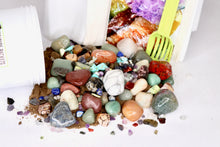 Load image into Gallery viewer, Premium Tumbled Krystal Kettle 16oz Kit - Gem Mining, Premium Tumbled Stones