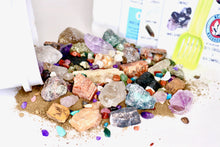 Load image into Gallery viewer, Carolina Cache Gem Mining Kit - Quart