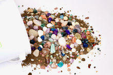 Load image into Gallery viewer, Krystal Kettle Tumbled Gem Mining Bucket - Gallon