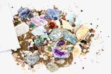 Load image into Gallery viewer, Krystal Kettle Gem Mining Bucket - Quart