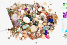 Load image into Gallery viewer, Krystal Kettle Tumbled Gem Mining Bucket Kit - Quart