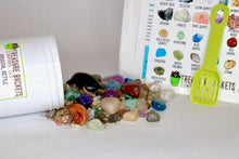 Load image into Gallery viewer, Krystal Kettle Tumbled Gem Mining Bucket Kit - 16oz Jar