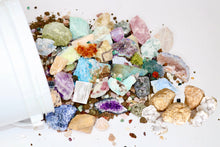 Load image into Gallery viewer, Krystal Kettle Gallon Bucket - Geode Edition
